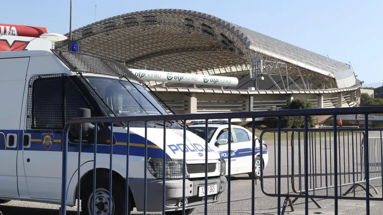 Incidenti u Splitu: Policija spriječila napad na mađarske navijače, privedeno pet osoba