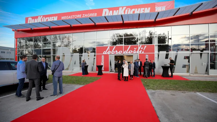 Otvoren najveći europski DANK&Uuml;CHEN MEGASTORE u Zagrebu - oaza kuhinjskih trendova budućnosti