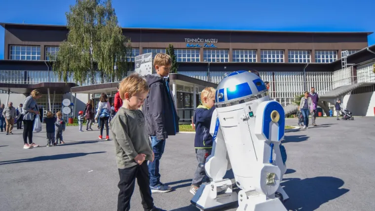 Roboti, dronovi, simulator leta: U Tehničkom muzeju u Zagrebu izumi genijalaca iz garaže