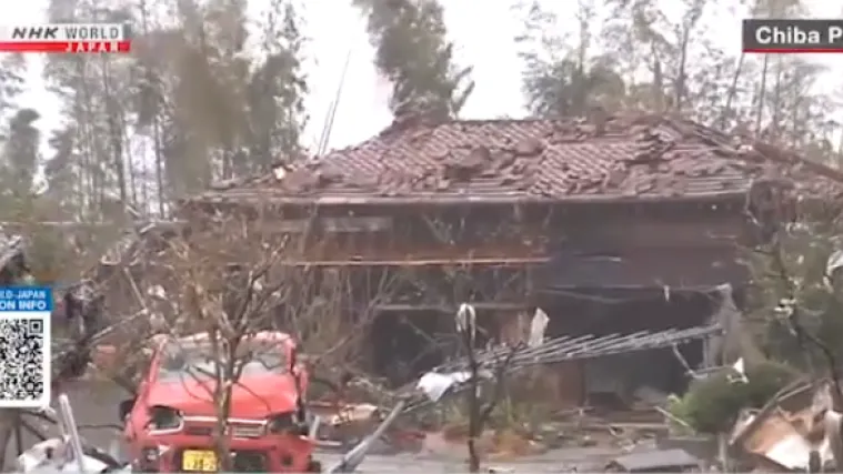 Kiše i vjetrovi kakvi nisu viđeni 60 godina, jedan čovjek poginuo, milijun bi trebalo evakuirati