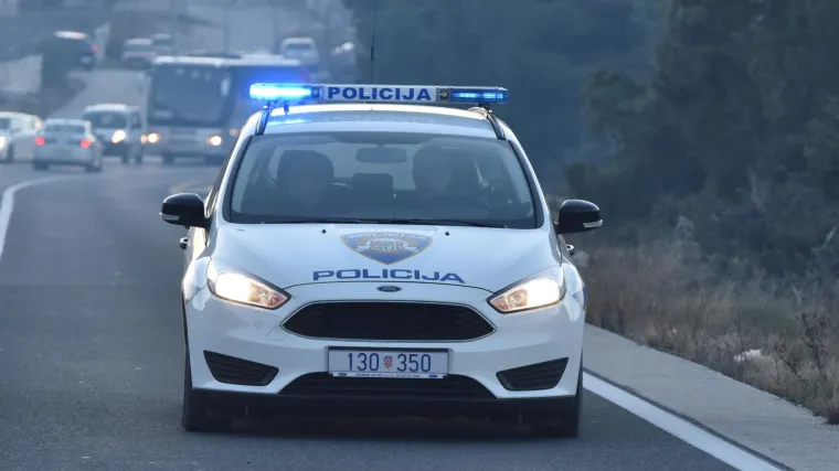 Pao je pri ulasku u o&scaron;tri lijevi zavoj