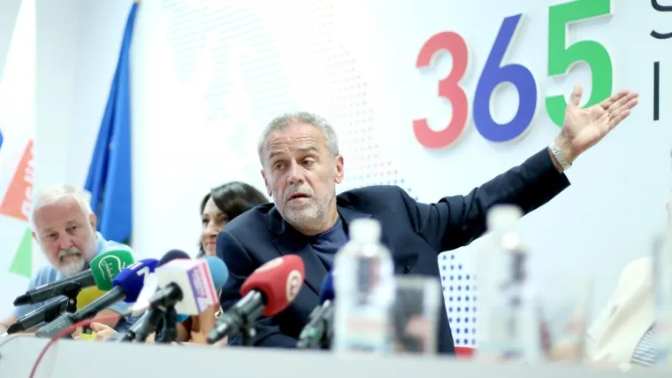 Bandić traži od Plenkovića povećanje plaća učiteljima za 17 posto: 'Nećemo vas podržavati'