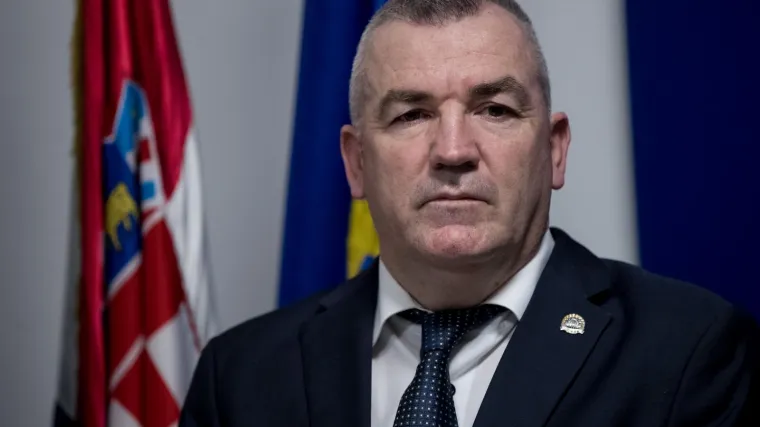 Glavni ravnatelj policije odgovorio hoće li pretučeni Petrač dobiti i kaznu za parkiranje