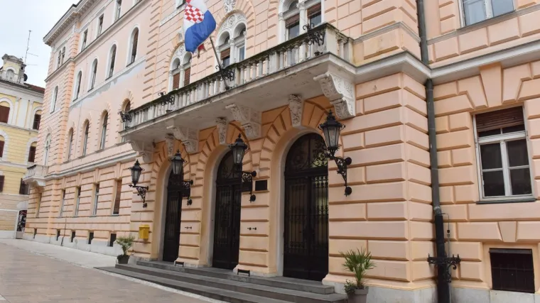 Zbog slučaja silovanja iz Zadra traže izmjenu Kaznenog zakona