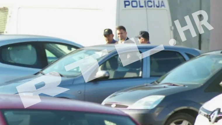 EKSKLUZIVNO Pogledajte snimku privođenja Vjeke Sli&scaron;ka. Odvjetnik: 'Nije se branio &scaron;utnjom'