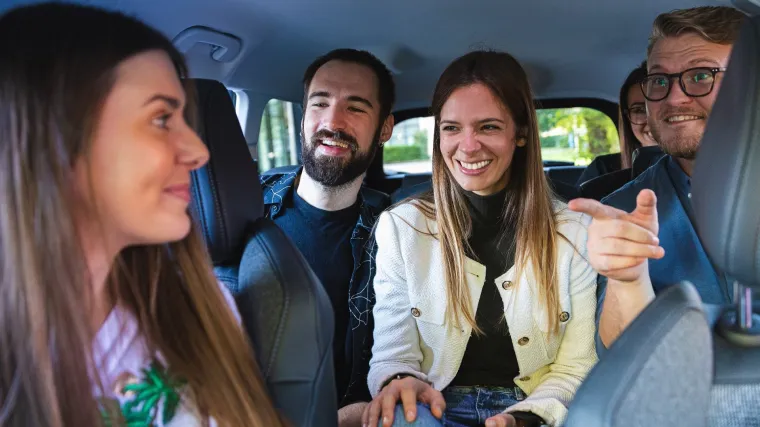 Dosta vam je svega i ne da vam se čavrljati s vozačem? Sad i to možete