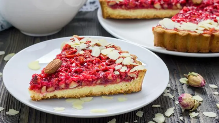 Tart od u&scaron;ećerenih badema