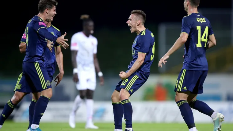 Or&scaron;ić prvo ime golijade, Perić 'pocrvenio'