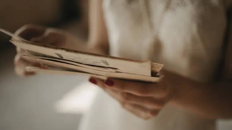 Žena pronašla ljubavno pismo upućeno njezinu suprugu. Zbog jednog detalja ljudi tvrde - 'Bijesna si na pogrešnu osobu!'