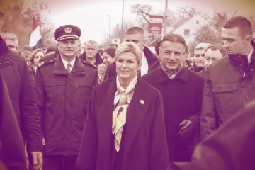 Političari zlorabe traume, stvaraju mitove i ignoriraju one koji su se borili za mir. Rat je postao opsesija i smisao