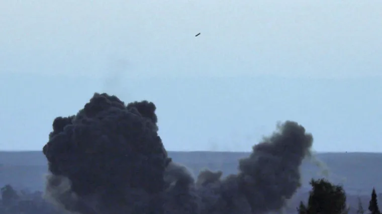 Amerikanci uni&scaron;tili vlastitu bazu pri povlačenju iz sjeverne Sirije. Raznijeli su ba&scaron; sve...