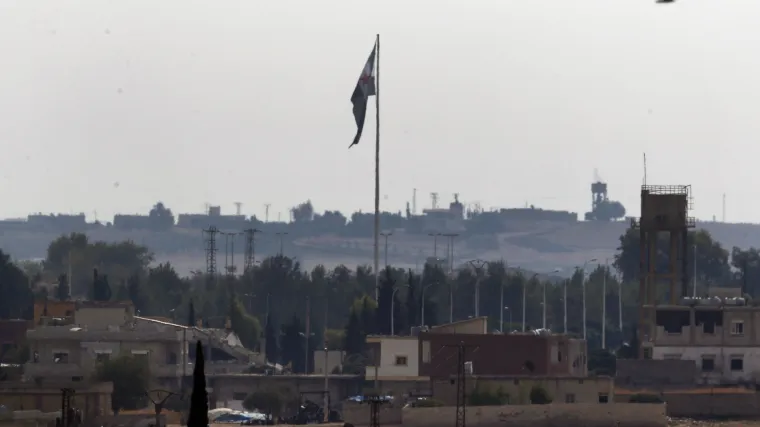 Kurdi se povlače s granice u Siriji: Rusija i Turska raspoređuju svoje snage