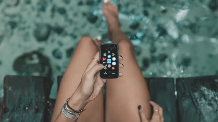 Kinezi potpuno slučajno prona&scaron;li lijek za ovisnost o mobitelima? On se nalazi na dlanu - doslovno