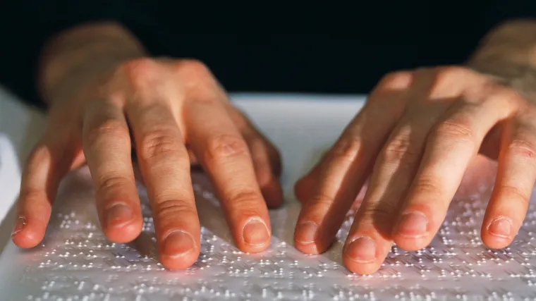 Brailleovo pismo: Saznaje sve o sustavu pisma za slijepe ili slabovidne osobe