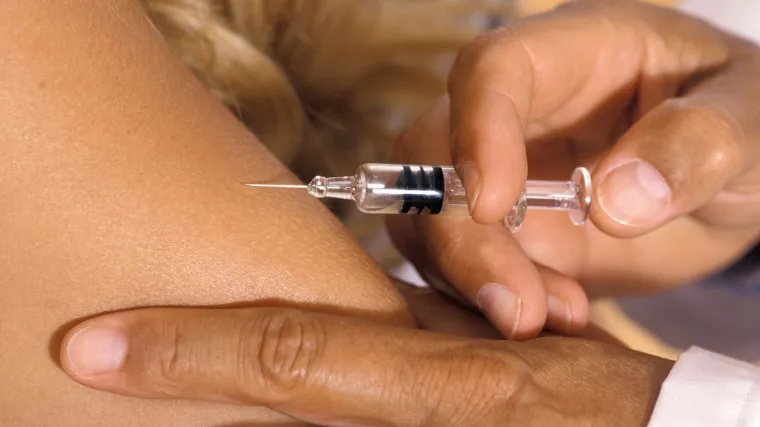 Kažu da je inficirane igle vadio iz smeća, a zastra&scaron;uje i jo&scaron; jedna stvar