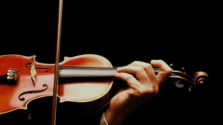 U vlaku zaboravio violinu staru 310 godina i vrijednu preko dva milijuna kuna