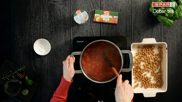 Juha od rajčica i slanutka