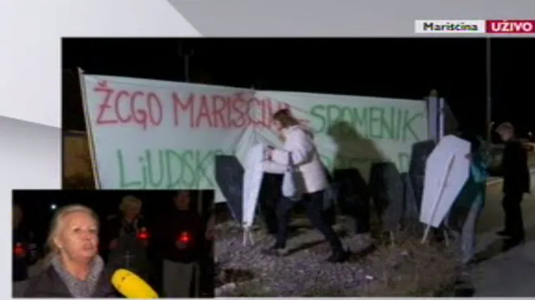 Lijesovima i lampionima prosvjedovali za 'čist zrak i zdrav život' protiv deponija koji ih truje