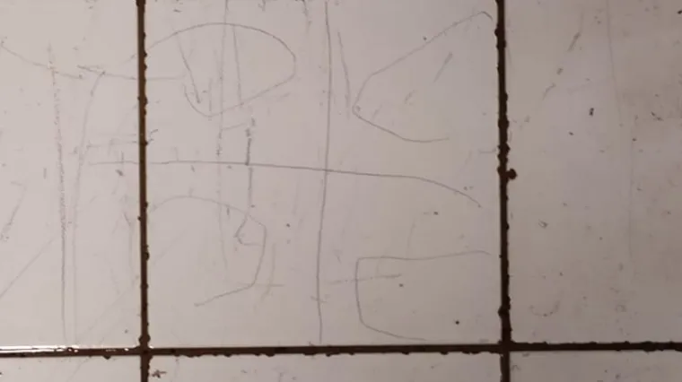 'Na&scaron;i najmiliji su ubijani pod tim znakovljem'