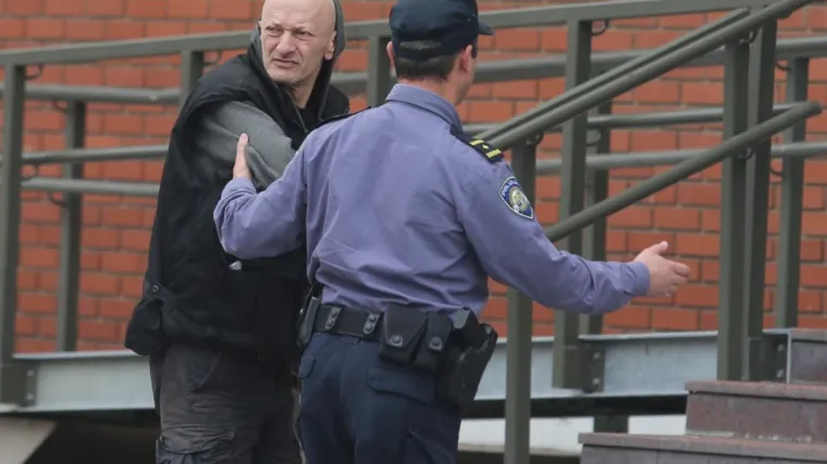 Pavlović priveden na sud: Muškarca držao kao roba, prijetio mu smrću i tukao ga