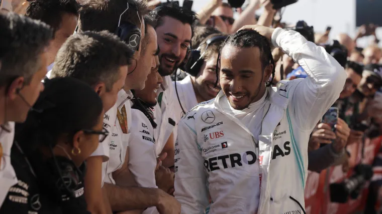 Preskočio velikog Juana Manuela Fangia: Hamilton dvije utrke prije kraja sezone osigurao naslov