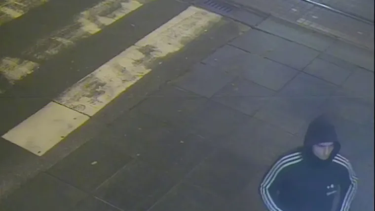 Iz trgovine nestale naočale vrijedne stotine tisuća kuna: Policija traži ovog mu&scaron;karca, prepoznajete li ga?