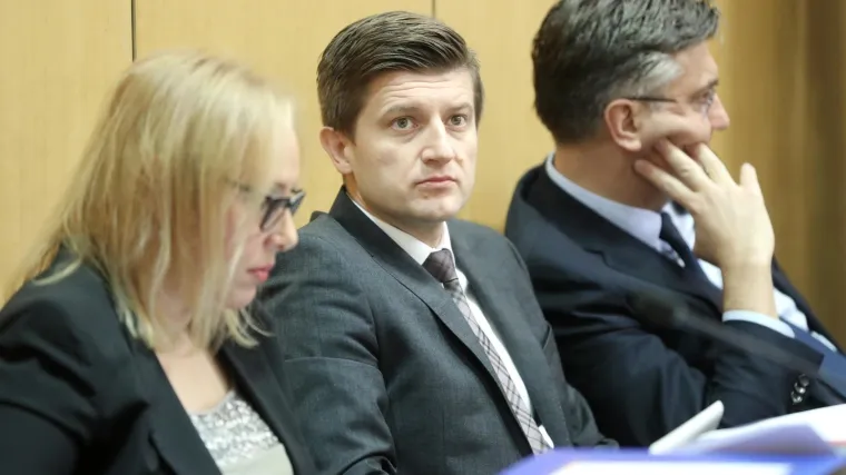 Oporba 13 sati kritizirala, a Vlada hvalila novi proračun, Bulj i Maras 'radili scene'