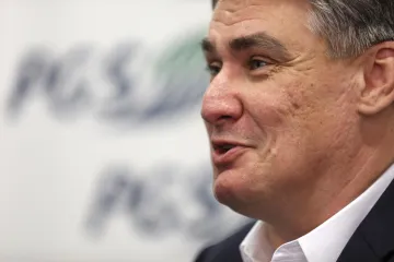 'Normalno, zauzmi stav, a ne ogradu Bijele kuće'