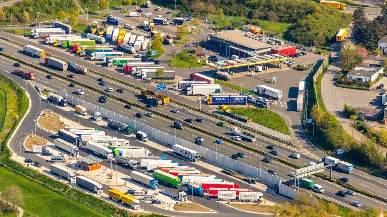 Iz prikolice mu istovarili milijun funti vrijedne seksualne igračke