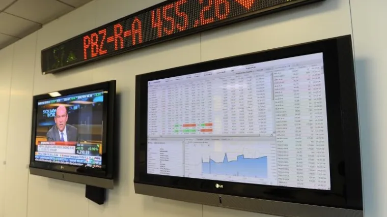 Ali pazite u čijem su vlasništvu te dionice bile do sad