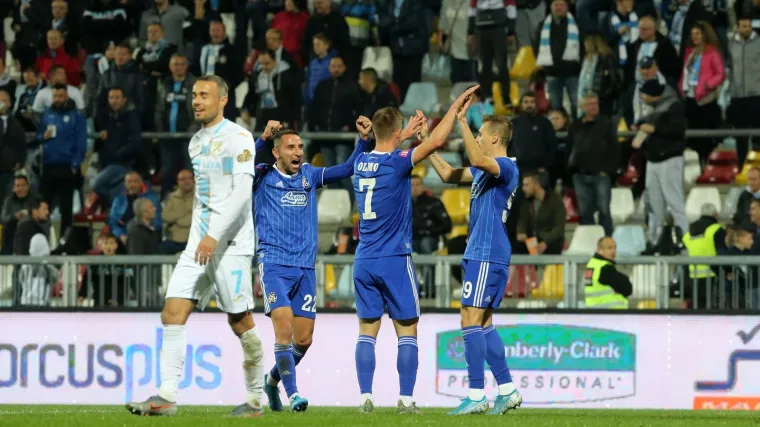 Dinamo s rezultatom 5-0 deklasirao Rijeku!