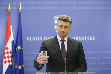 Evo &scaron;to čeka HDZ-ovce koji ga kritiziraju na WhatsAppu ili Viberu