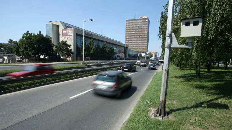Na prometnice stižu superkamere: Uz brzinu, snimat će jo&scaron; dvije bitne stvari