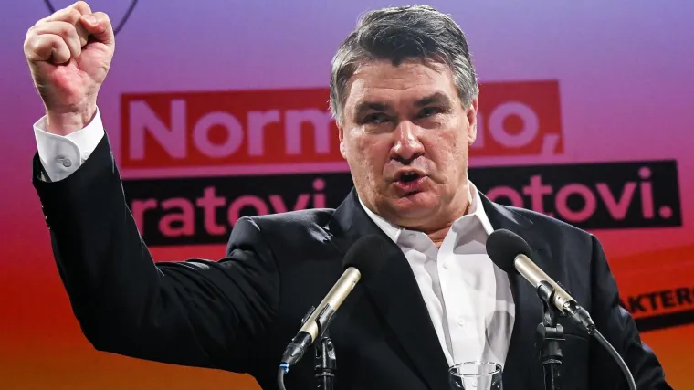 Iznevjerio je očekivanja, dodvoravao se desnici i predao državu HDZ-u. Je li to bilo normalno?