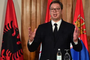 'Ne pada mi na pamet pokunjiti se ni pred kim! Predstavljam narod koji nije zaslužio packe'