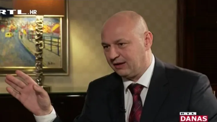 Iznio je prilično radikalne planove za državu, ali i otkrio koliku plaću želi imati