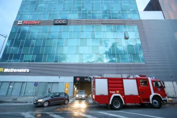 U podzemnoj garaži trgovačkog centra zapalio se automobil: 'Skoro sam pala u nesvijest'