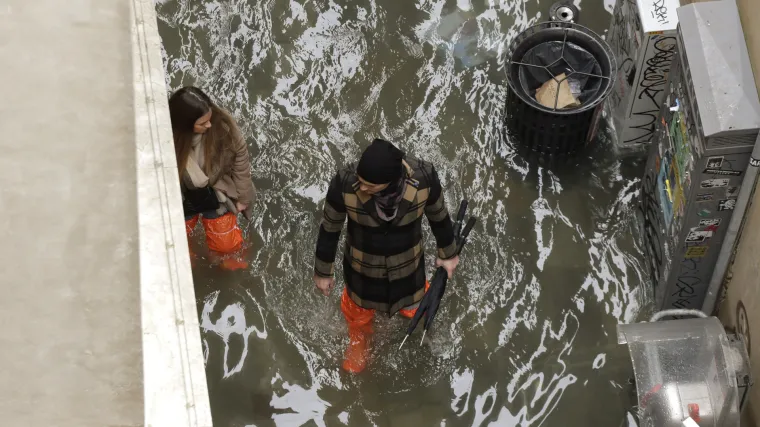Talijani se pripremaju za  iznimno visoku plimu: Rijeka Po porasla je za metar i pol u dva sata