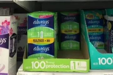 Cura pokazala što ju je pitao kad je došao u trgovinu, ekipa se valja od smijeha