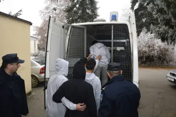 Sindikat stao u obranu policajca koji je propucao migranta: 'Slučajno je opalio, a onda mu spasio život'