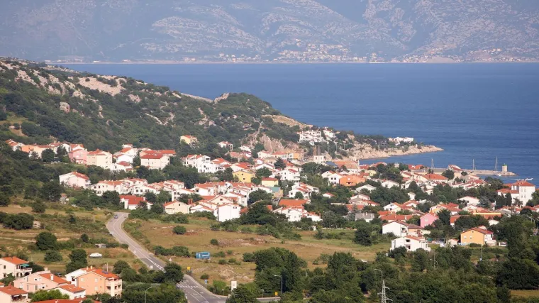 Iznenađenje na hrvatskom otoku: Kopali vodovod i kanalizaciju, a prona&scaron;li kovanice iz 2. stoljeća!