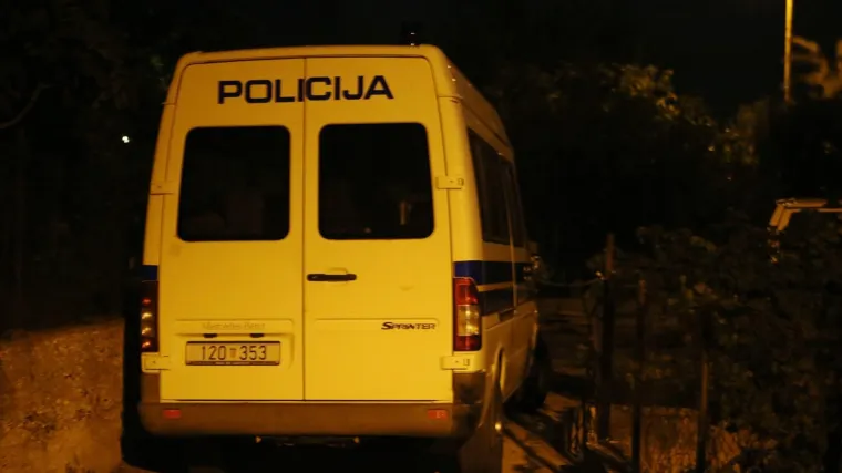 Na bagerista se srušio zid hotela! Tijelo unesrećenog još je zarobljeno
