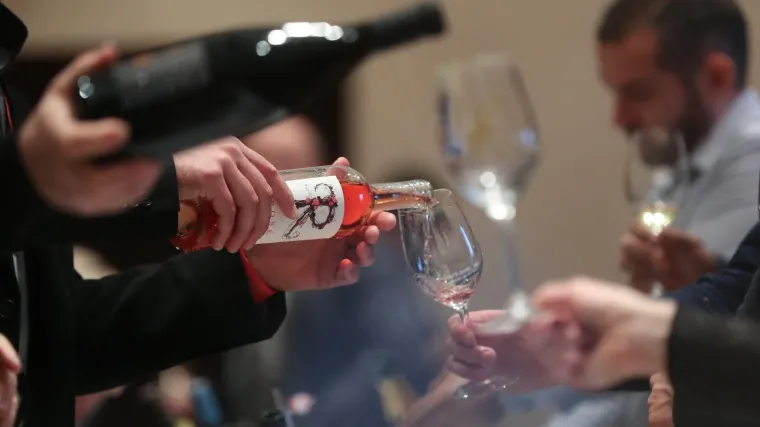 Uskoro! 14. Zagreb VINOcom 2019.: Vi&scaron;e od 300 izlagača, proizvođača i trgovaca vina, pr&scaron;uta, sira, ulja, slatkih delicija