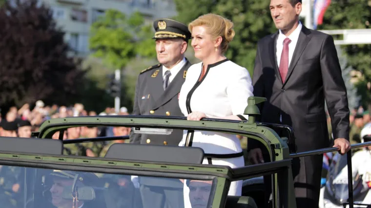 Biv&scaron;i ministar obrane: 'Predsjednica lupeta gluposti. Pona&scaron;a se kao da je ba&scaron; ona pala s kru&scaron;ke!'