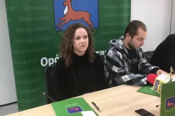Studenti iz Dubrave potpisali stipendije