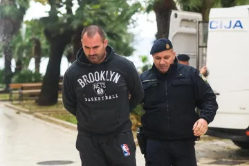 Osumnjičeni švercer završio u pritvoru: Prodao veću količinu oružja Zadraninu