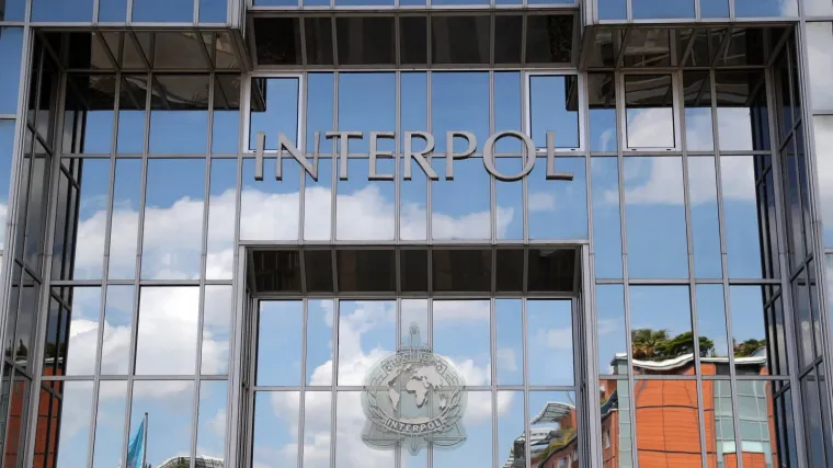 Interpol traži osmoricu bjegunaca zbog nasilja nad ženama i ubojstva