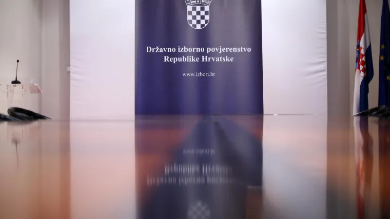 'Ne koristite djecu za osobnu političku promociju'