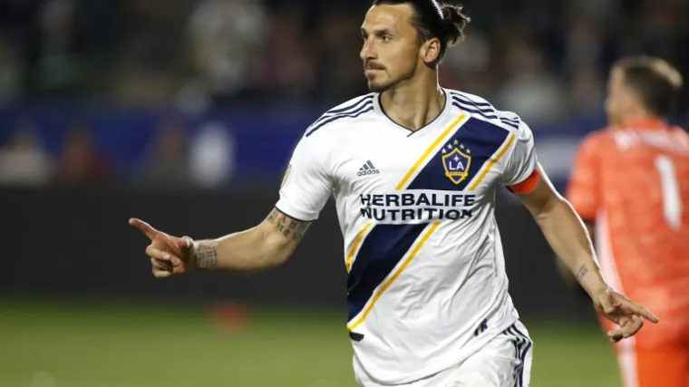 Zlatan svojom objavom iznenadio sve, stigla i reakcija iz kluba