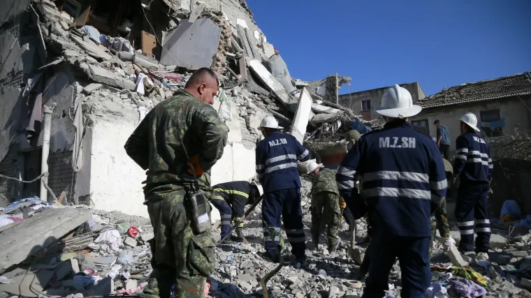 Potres u Albaniji: Ozlijeđeno je 650 ljudi, a broj mrtvih se popeo na 27